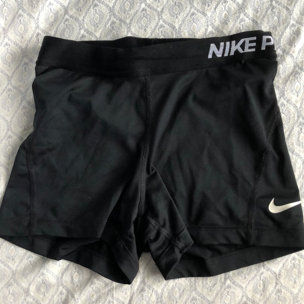 black nike pros
